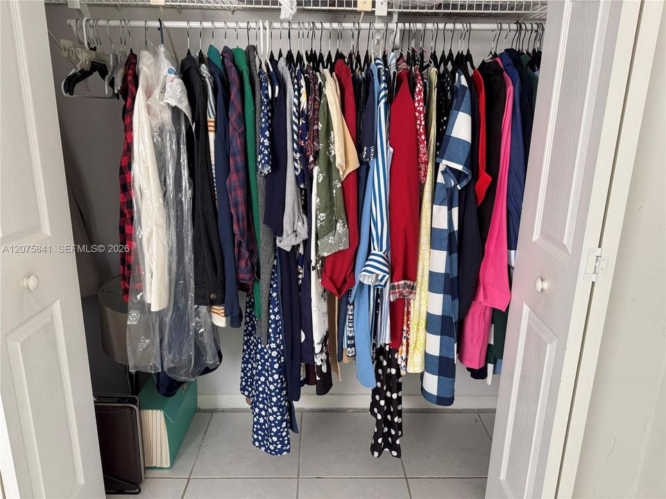 En Venta: $289,000 (2 camas, 2 baños, 1086 Pies cuadrados)