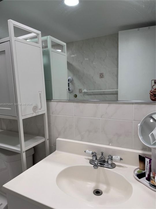 En Venta: $289,000 (2 camas, 2 baños, 1086 Pies cuadrados)