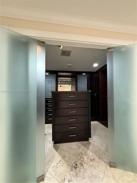 В аренду: $4,400 (3 спален, 2 ванн, 2186 Квадратных фут)