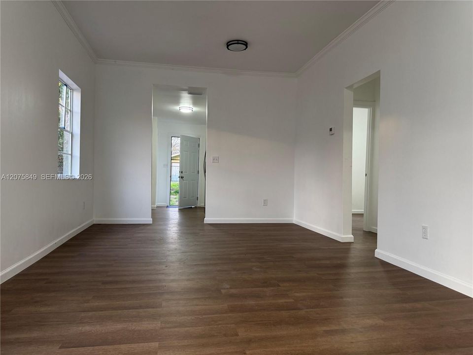 На продажу: $148,000 (2 спален, 1 ванн, 0 Квадратных фут)