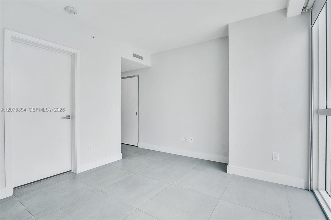 For Rent: $5,900 (2 beds, 2 baths, 1134 Square Feet)
