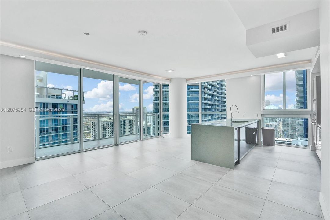 For Rent: $5,900 (2 beds, 2 baths, 1134 Square Feet)
