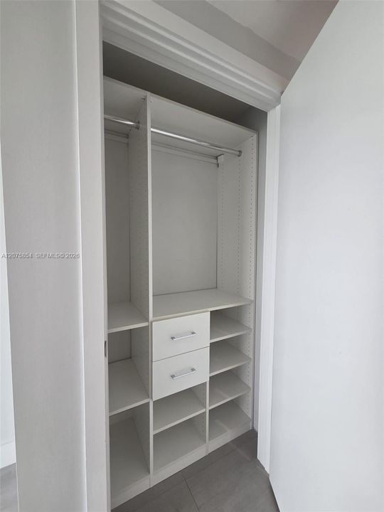 For Rent: $5,900 (2 beds, 2 baths, 1134 Square Feet)