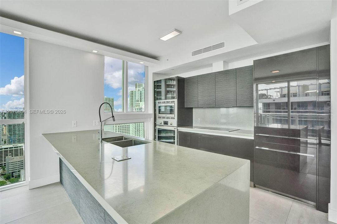For Rent: $5,900 (2 beds, 2 baths, 1134 Square Feet)