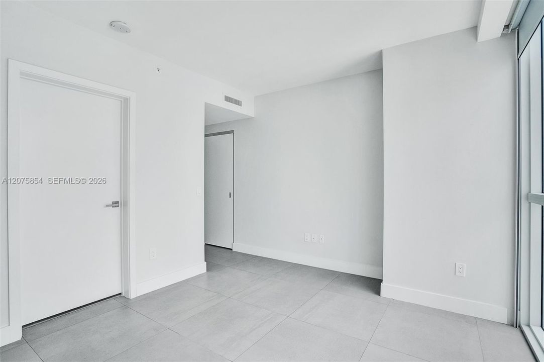 For Rent: $5,900 (2 beds, 2 baths, 1134 Square Feet)