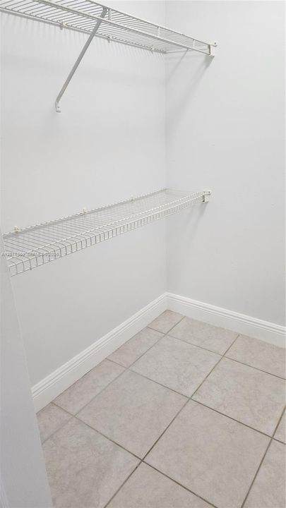 Recently Rented: $2,200 (2 beds, 2 baths, 1050 Square Feet)