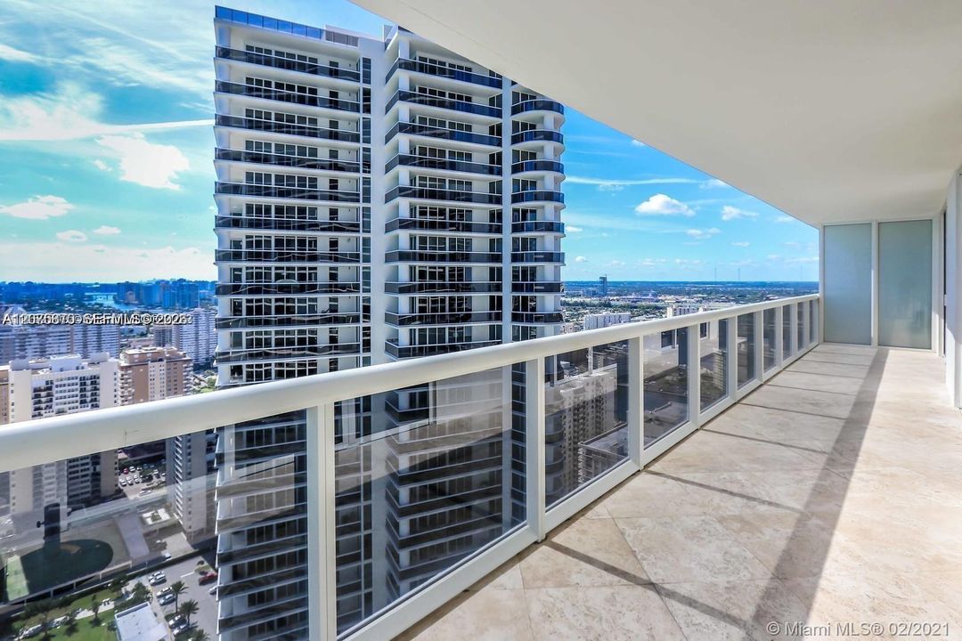 For Rent: $6,000 (3 beds, 3 baths, 1675 Square Feet)