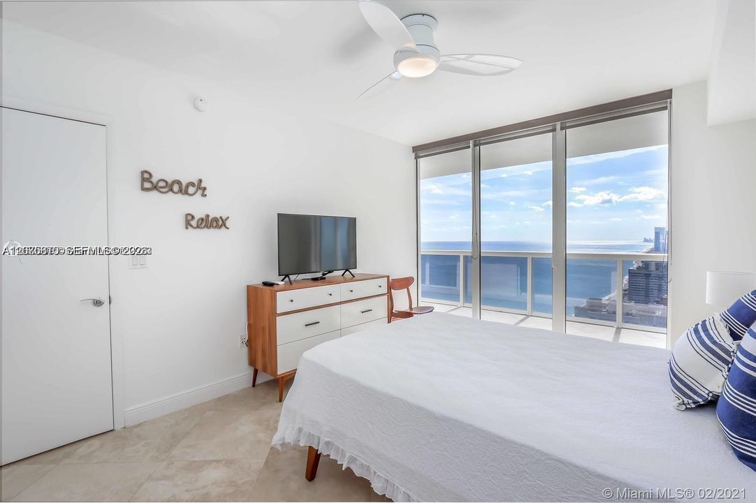 For Rent: $6,000 (3 beds, 3 baths, 1675 Square Feet)