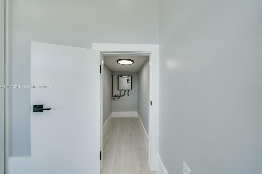 В аренду: $3,695 (3 спален, 2 ванн, 1777 Квадратных фут)