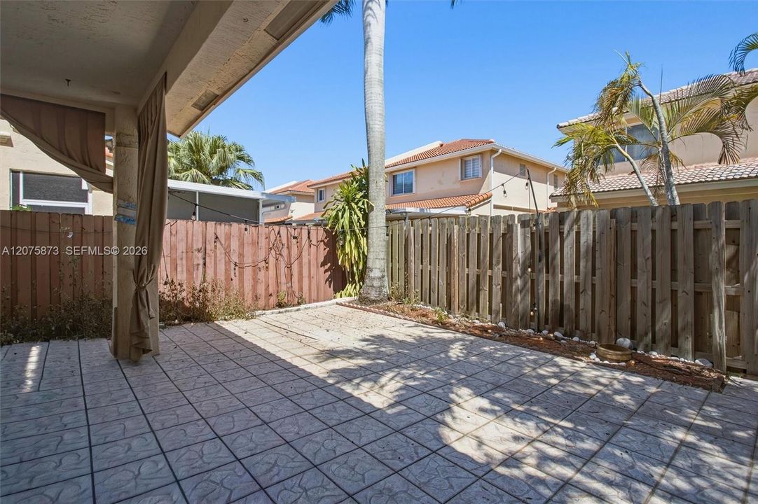 For Sale: $515,000 (3 beds, 2 baths, 1667 Square Feet)