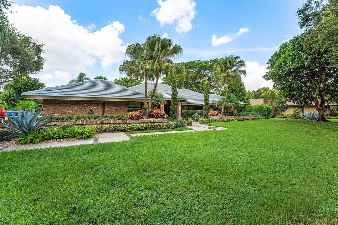003-6911AnnapolisCourt-Parkland-FL-33067