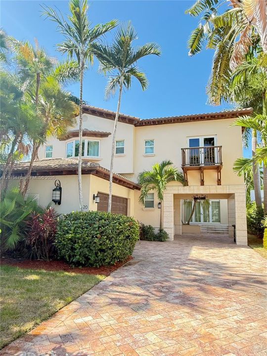 En Renta: $69,000 (6 camas, 7 baños, 6296 Pies cuadrados)