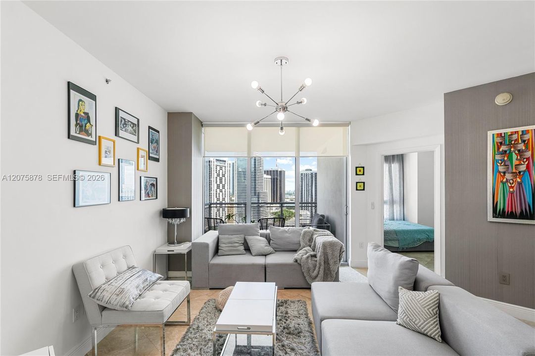 For Rent: $4,200 (2 beds, 2 baths, 1030 Square Feet)