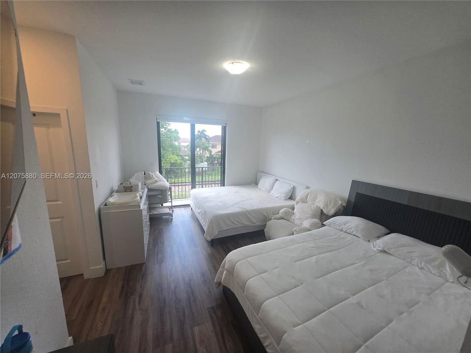 For Rent: $3,300 (3 beds, 2 baths, 1824 Square Feet)