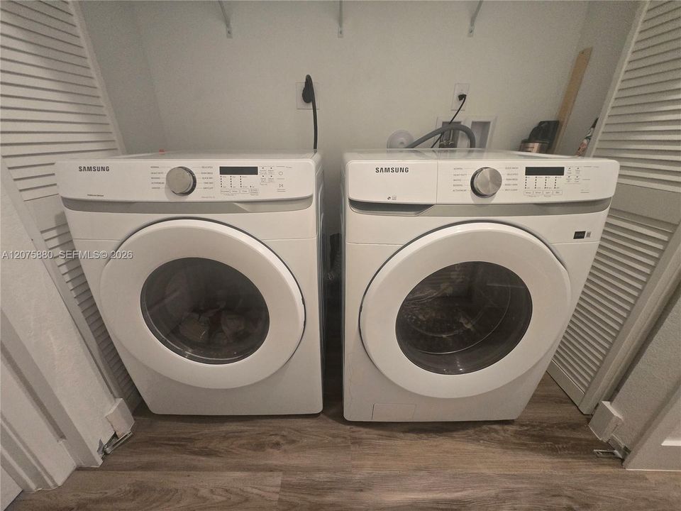 For Rent: $3,300 (3 beds, 2 baths, 1824 Square Feet)