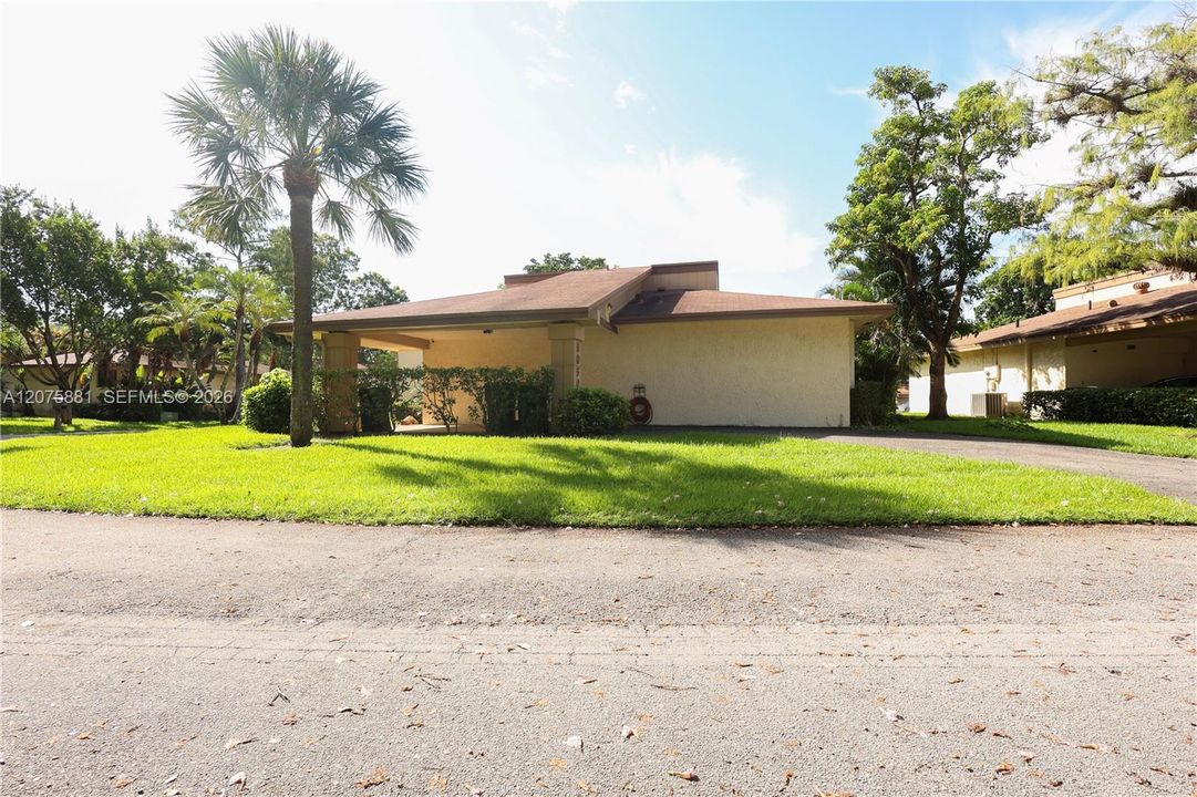 En Venta: $495,999 (3 camas, 2 baños, 1974 Pies cuadrados)