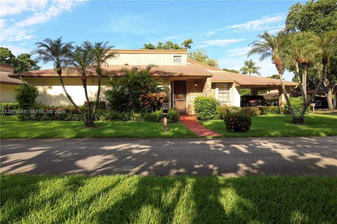 En Venta: $495,999 (3 camas, 2 baños, 1974 Pies cuadrados)