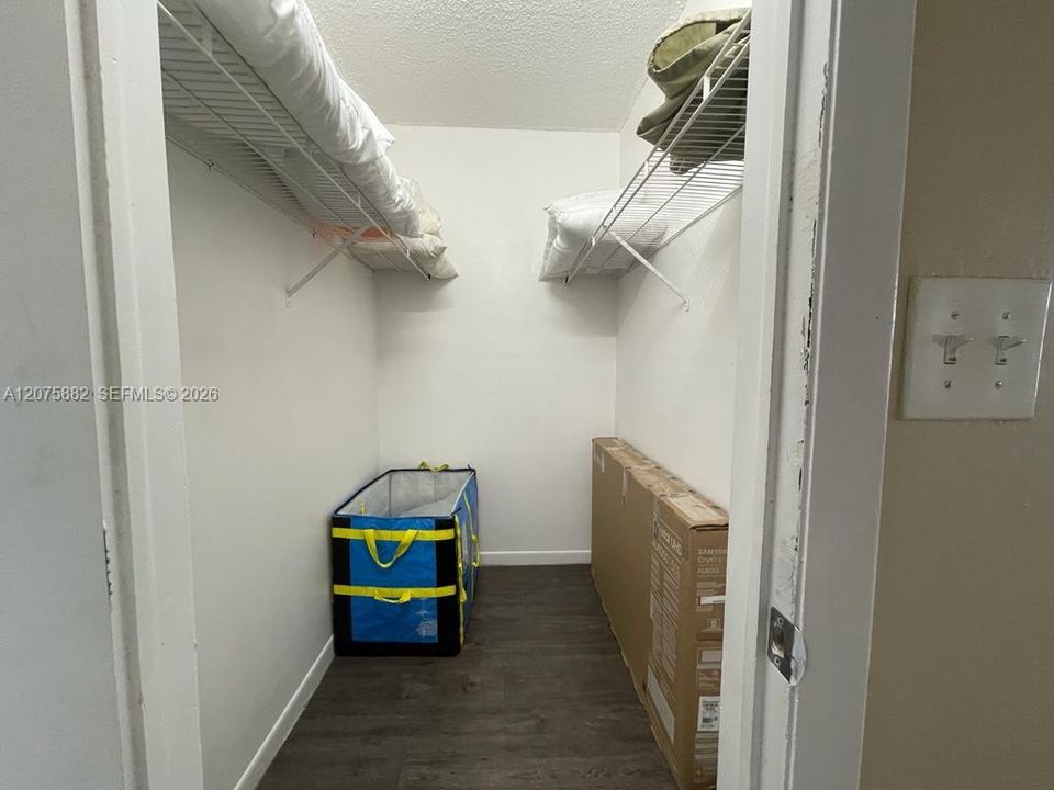 En Renta: $2,150 (2 camas, 2 baños, 1070 Pies cuadrados)