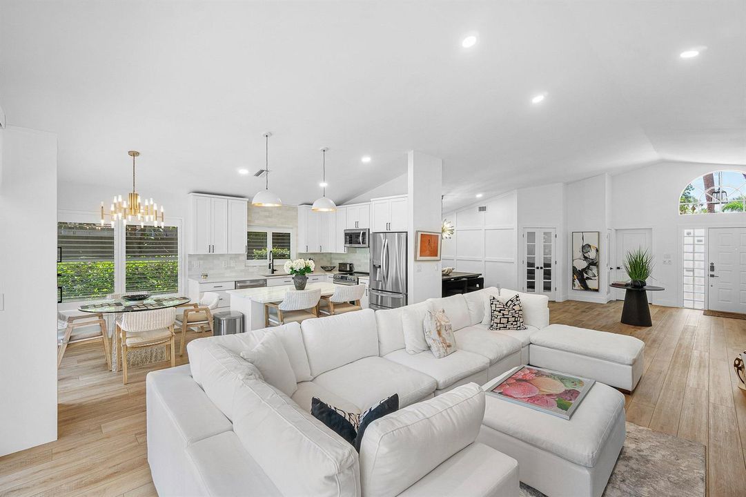 012-7164ViaPalomar-BocaRaton-FL-33433-SM