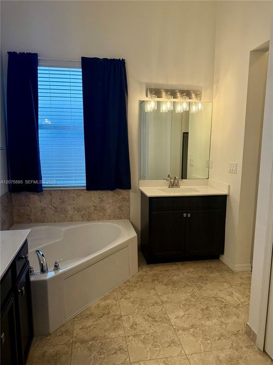 For Rent: $3,700 (3 beds, 2 baths, 1980 Square Feet)
