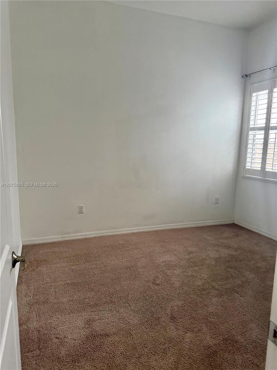 For Rent: $3,700 (3 beds, 2 baths, 1980 Square Feet)