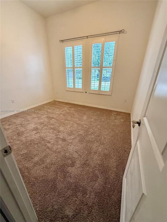 For Rent: $3,700 (3 beds, 2 baths, 1980 Square Feet)