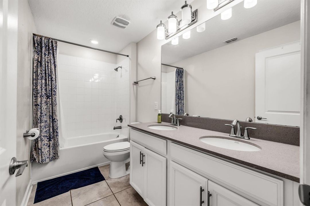 29-web-or-mls-12175ImaginaryWay-27