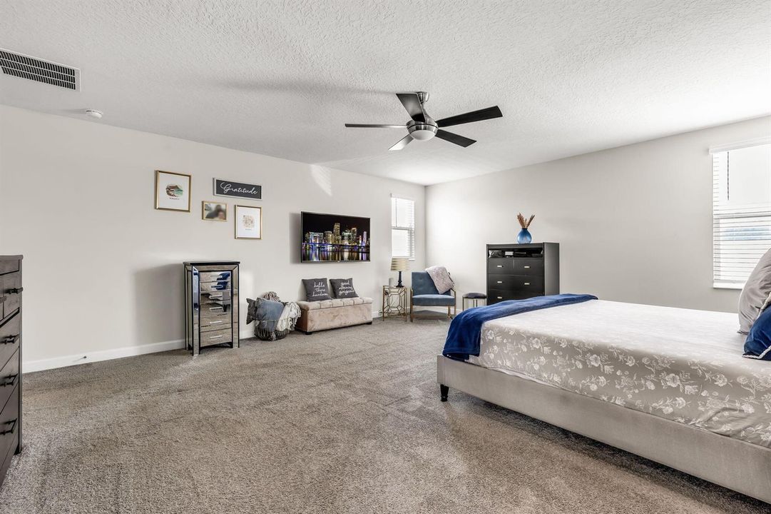 35-web-or-mls-12175ImaginaryWay-33