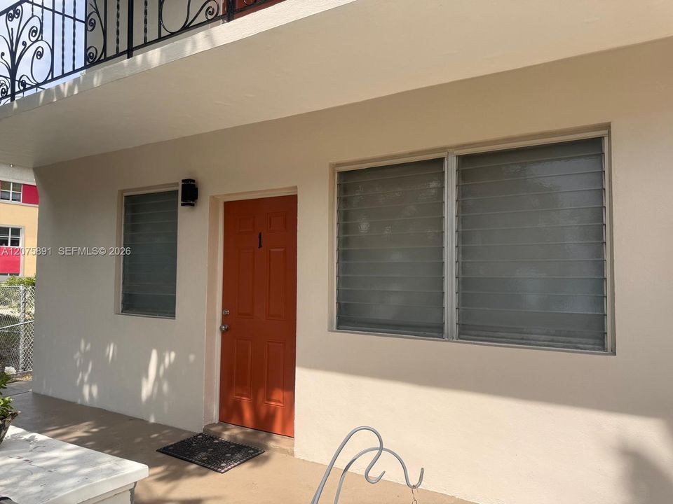 For Rent: $1,650 (1 beds, 1 baths, 605 Square Feet)