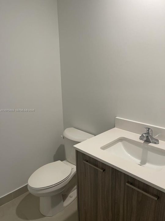 For Rent: $3,399 (3 beds, 3 baths, 1824 Square Feet)