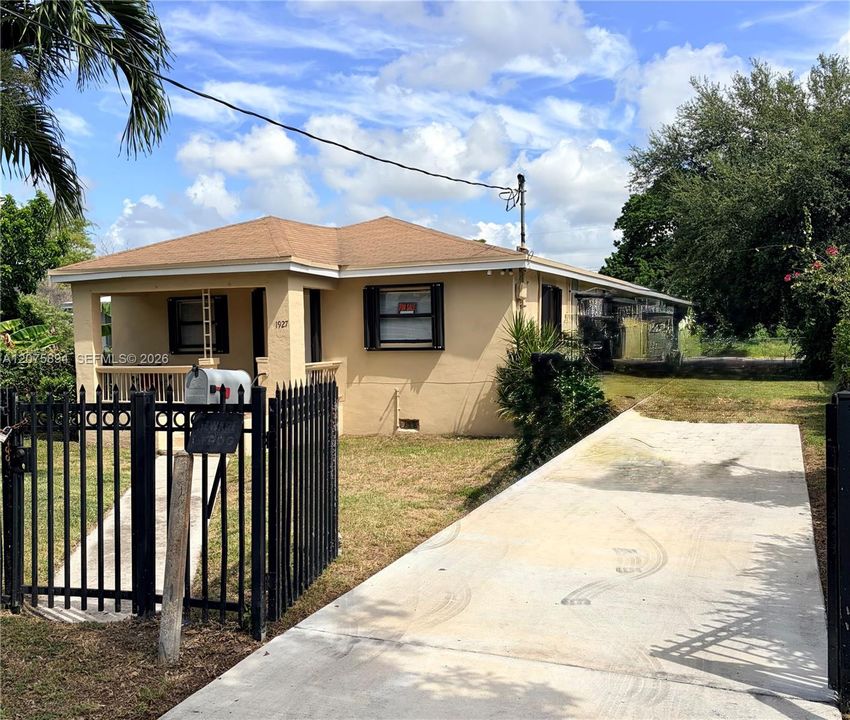For Sale: $430,000 (2 beds, 1 baths, 0 Square Feet)