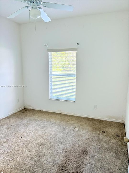 En Venta: $330,000 (3 camas, 2 baños, 1877 Pies cuadrados)