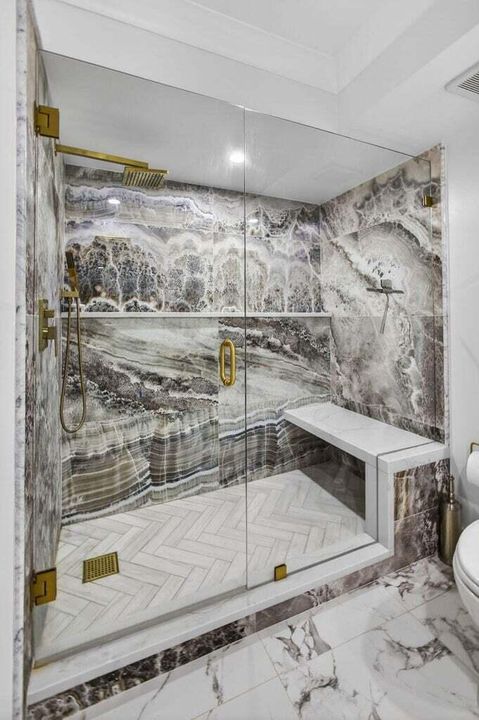 MASTER SHOWER