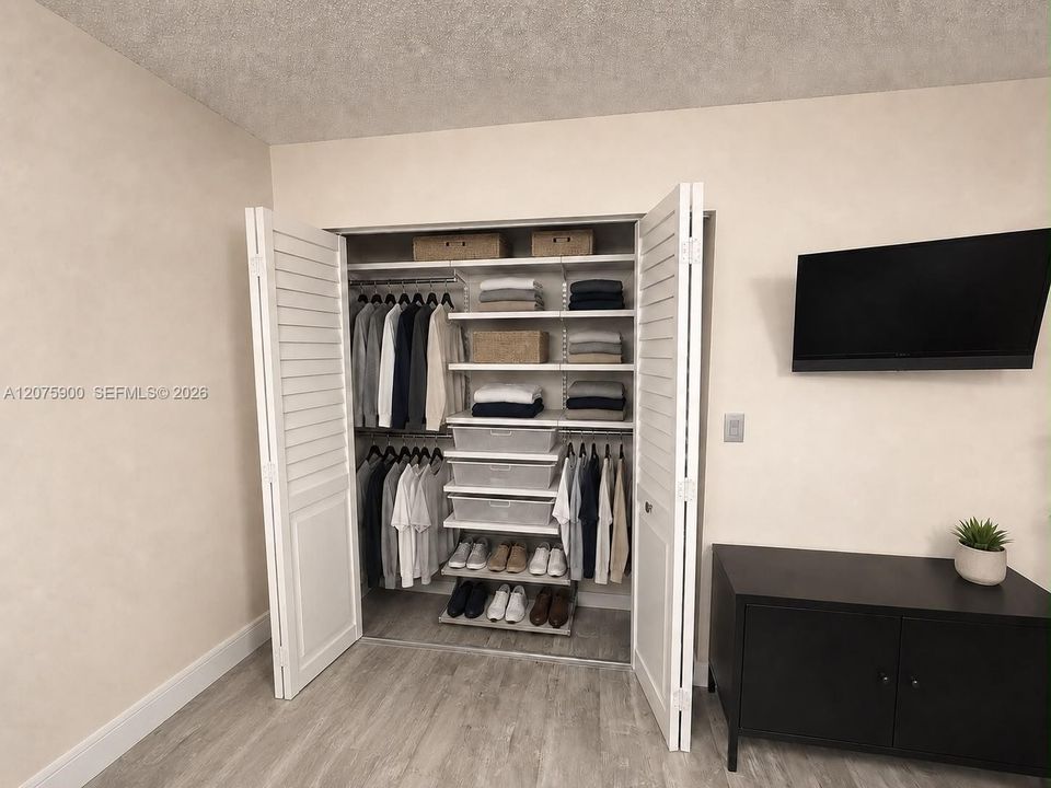 For Rent: $2,550 (2 beds, 2 baths, 970 Square Feet)