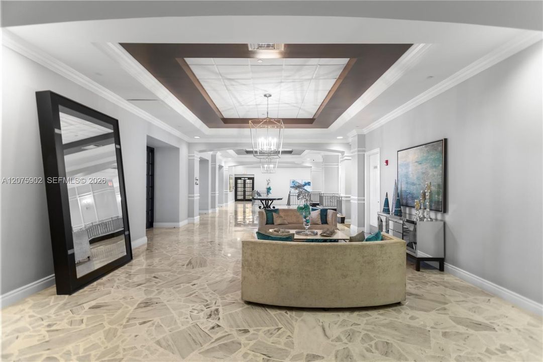 For Rent: $2,300 (1 beds, 1 baths, 835 Square Feet)