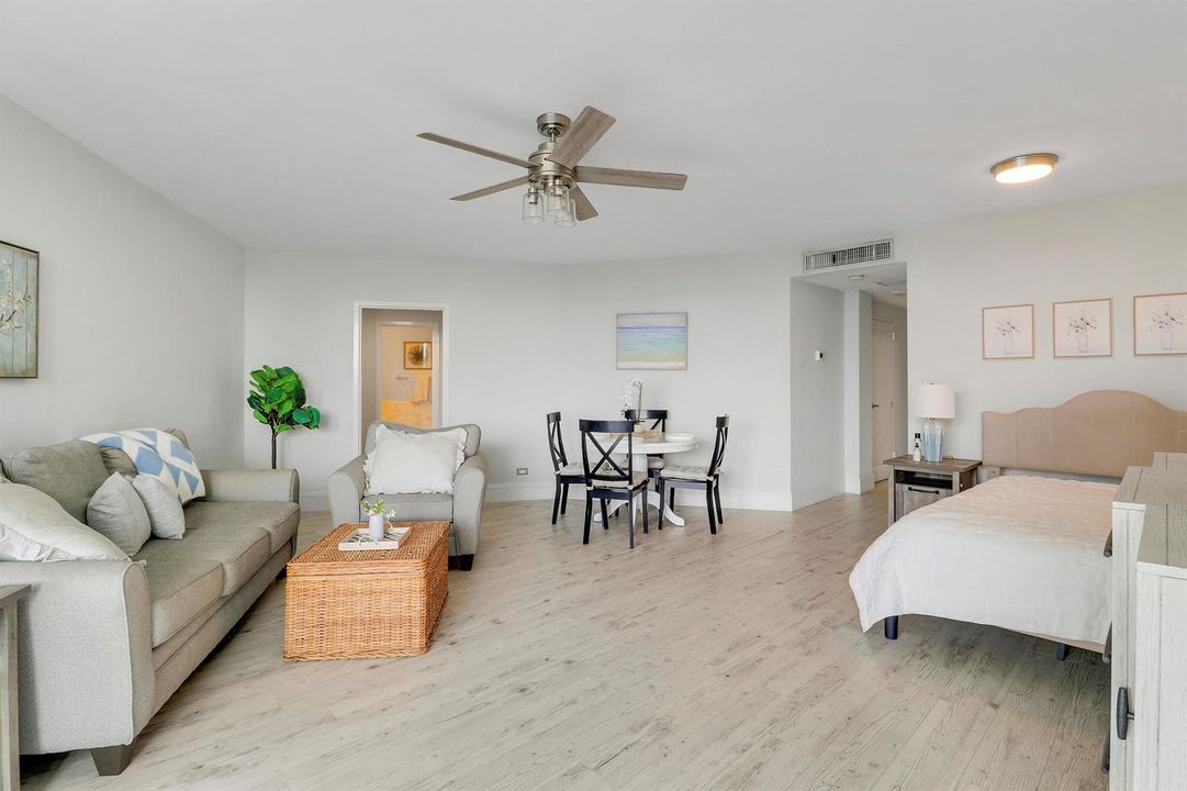 STUDIO/Open Concept