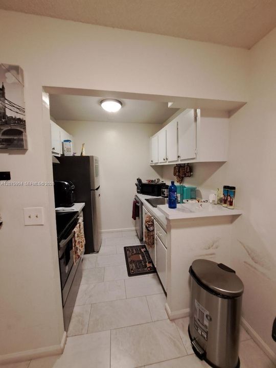 For Sale: $178,000 (1 beds, 1 baths, 625 Square Feet)