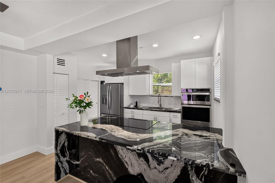 En Venta: $849,000 (3 camas, 1 baños, 1390 Pies cuadrados)