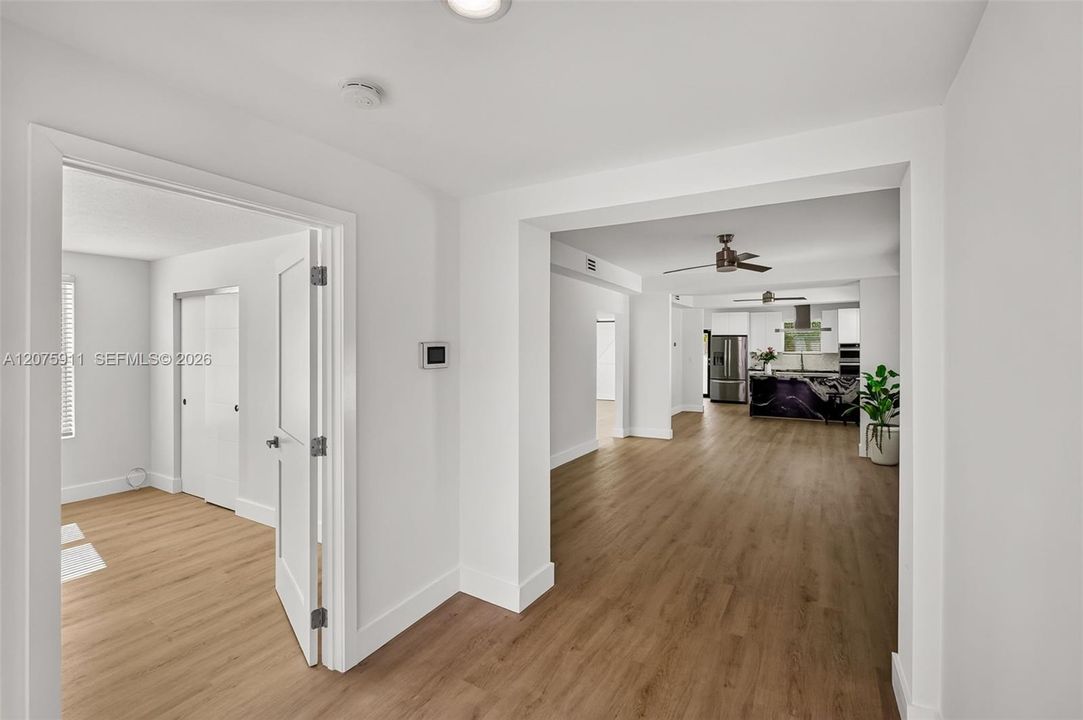 En Venta: $849,000 (3 camas, 1 baños, 1390 Pies cuadrados)