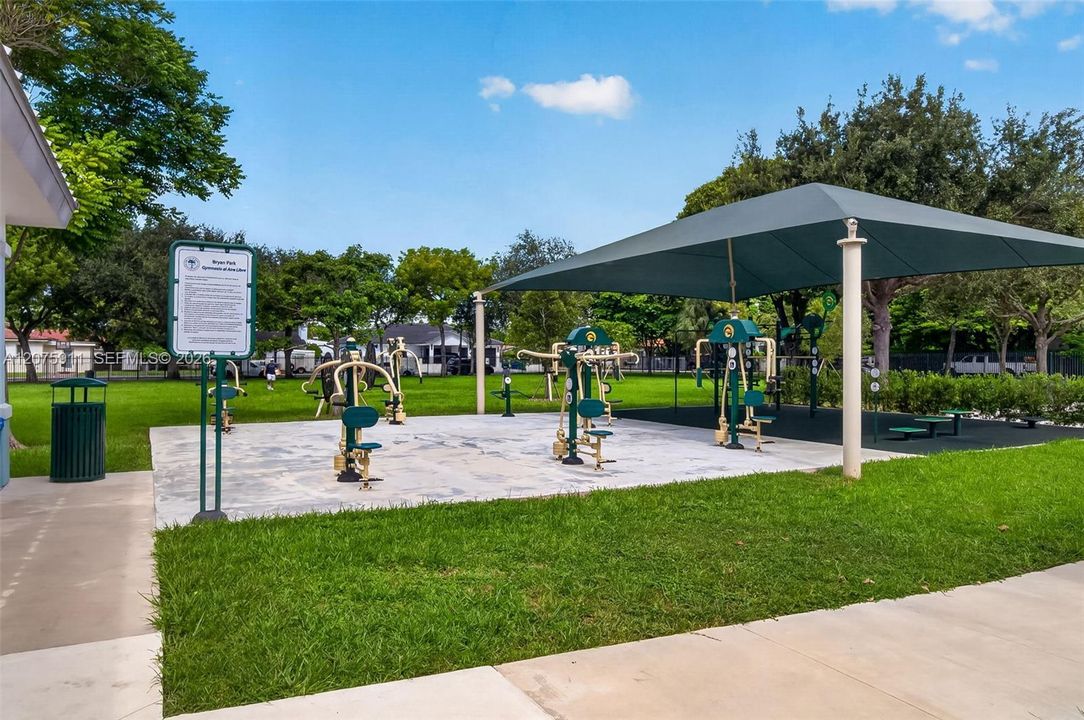 En Venta: $849,000 (3 camas, 1 baños, 1390 Pies cuadrados)