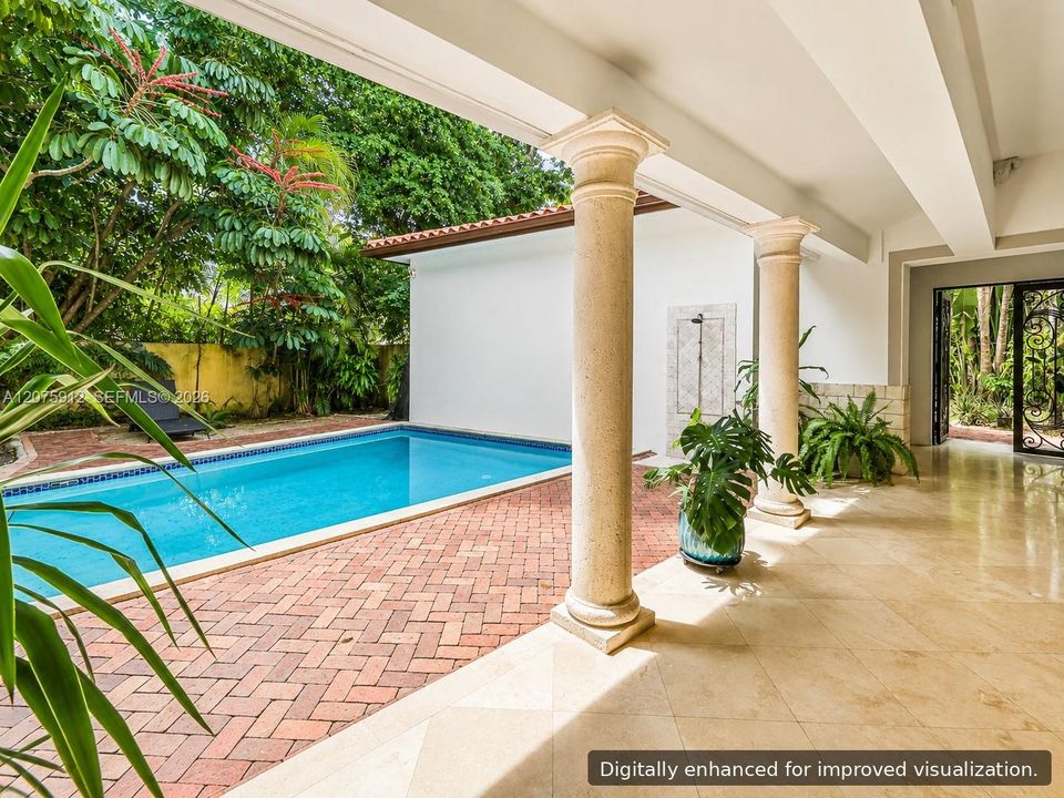 For Sale: $3,595,000 (5 beds, 5 baths, 5187 Square Feet)
