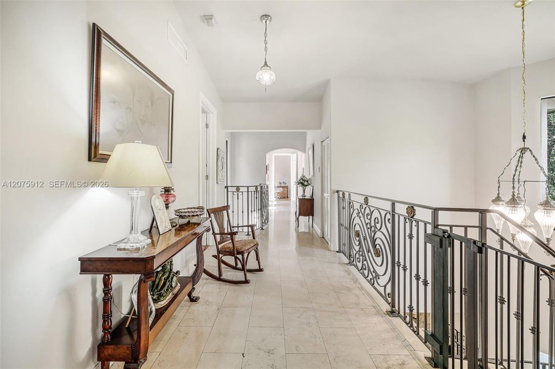 For Sale: $3,595,000 (5 beds, 5 baths, 5187 Square Feet)