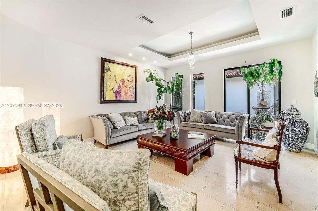 For Sale: $3,595,000 (5 beds, 5 baths, 5187 Square Feet)