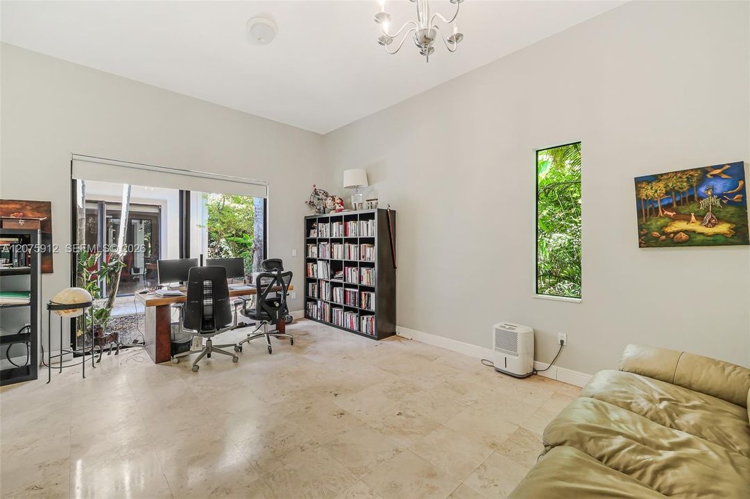 For Sale: $3,595,000 (5 beds, 5 baths, 5187 Square Feet)