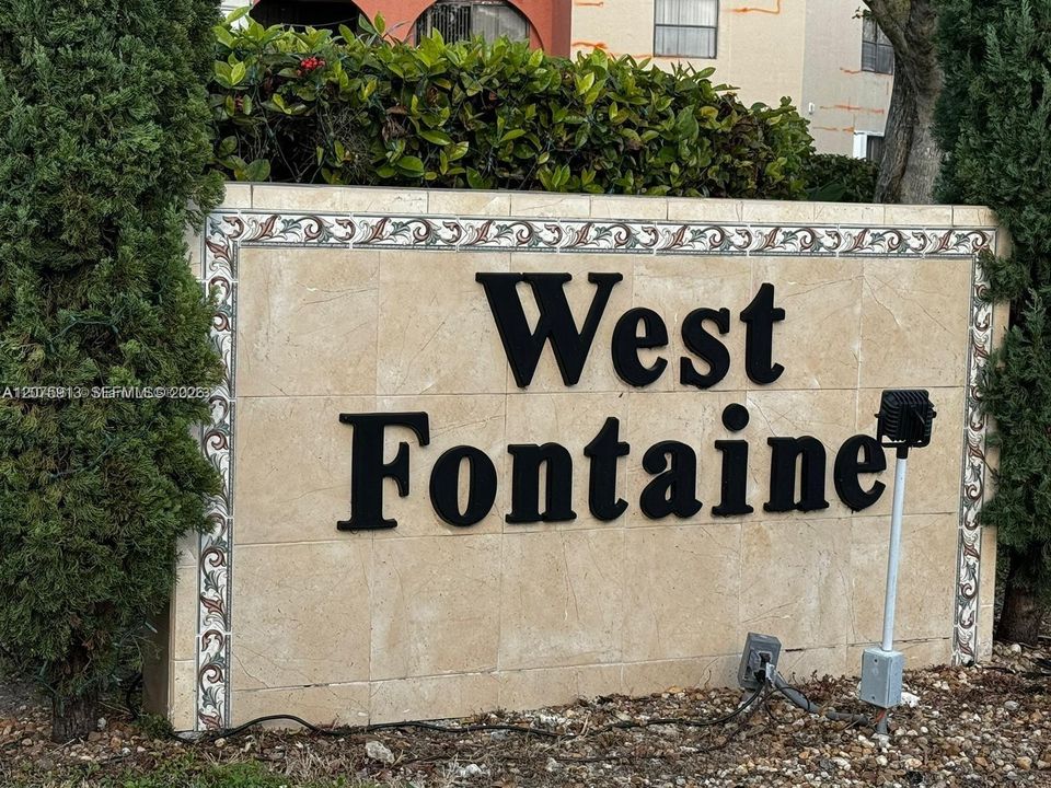 For Rent: $2,500 (2 beds, 2 baths, 1000 Square Feet)