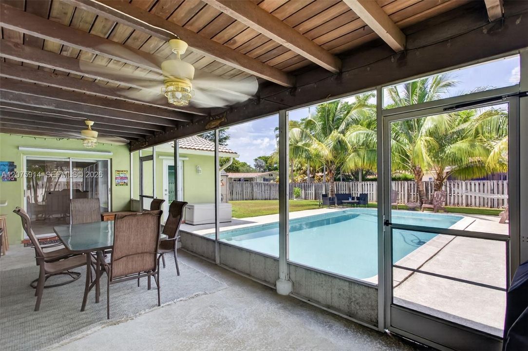 En Venta: $629,900 (3 camas, 2 baños, 1530 Pies cuadrados)