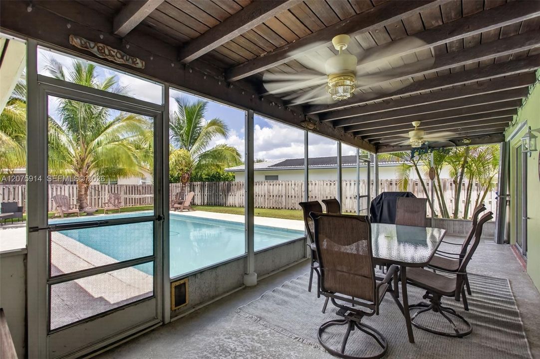 En Venta: $629,900 (3 camas, 2 baños, 1530 Pies cuadrados)