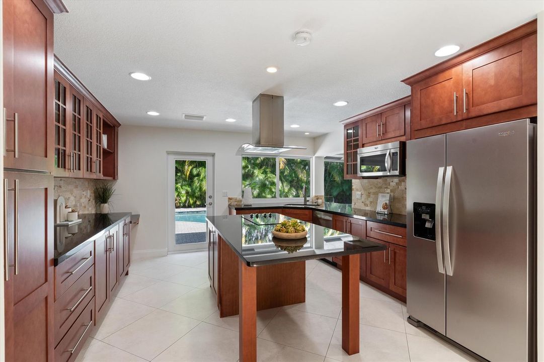 07-824 Foxpointe Circle Delray Beach, FL