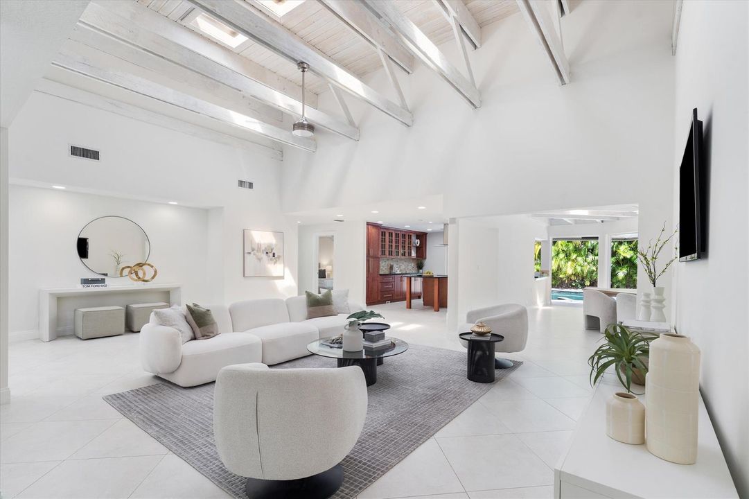 06-824 Foxpointe Circle Delray Beach, FL