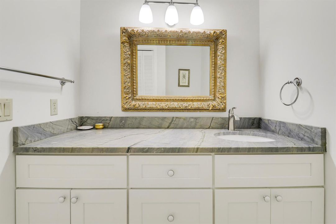Bathroom #3 (Half Bathroom)